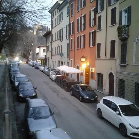 Appartement Le Universita Brescia